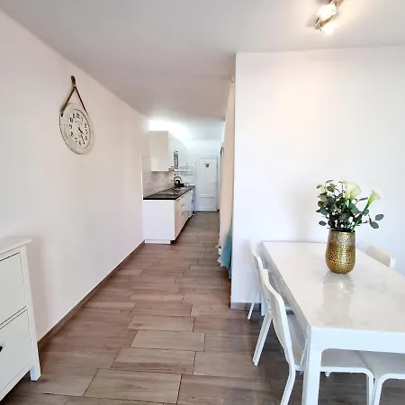 Giovanni 09 Playa Roca Lejlighed *