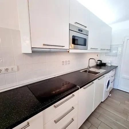 Giovanni 09 Playa Roca